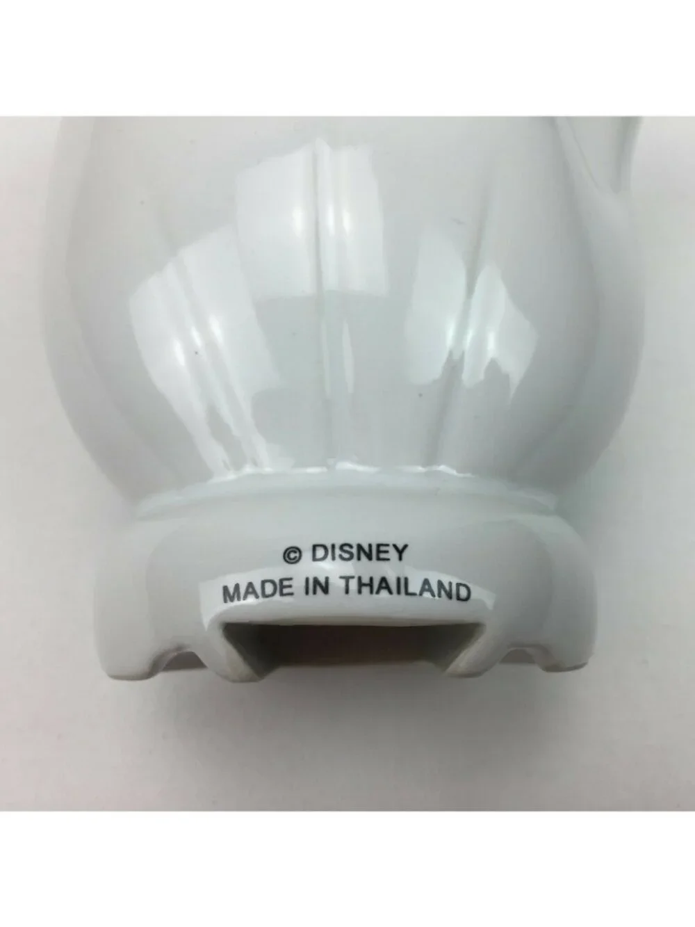 Disney Scattered Mickey Mouse Parts White Hand Glove Soap Dish Hardware Included